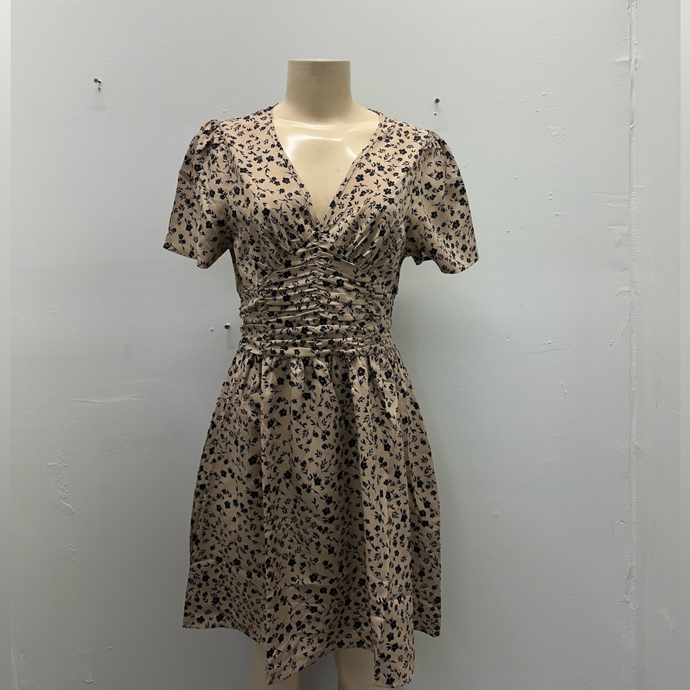 Sundress - Picture 4 of 5